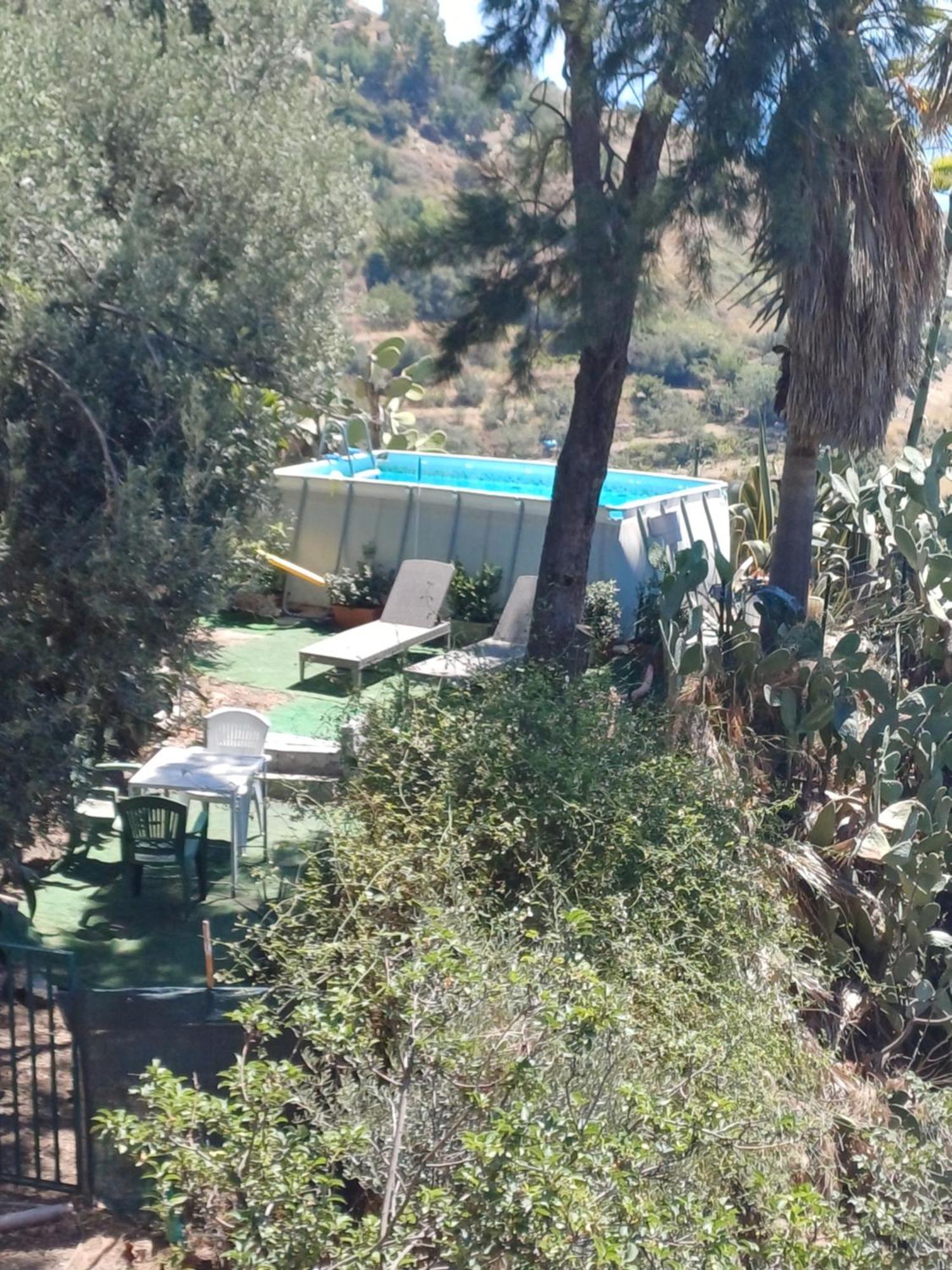 Casa Il Faro Villa Con Piscina Castelmola Luaran gambar