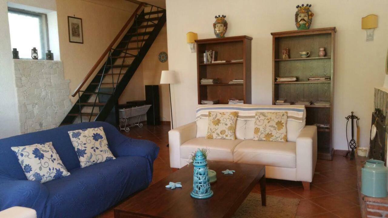 Casa Il Faro Villa Con Piscina Castelmola Luaran gambar